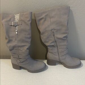 Gray Slouchy Women's Boots - Wide calf